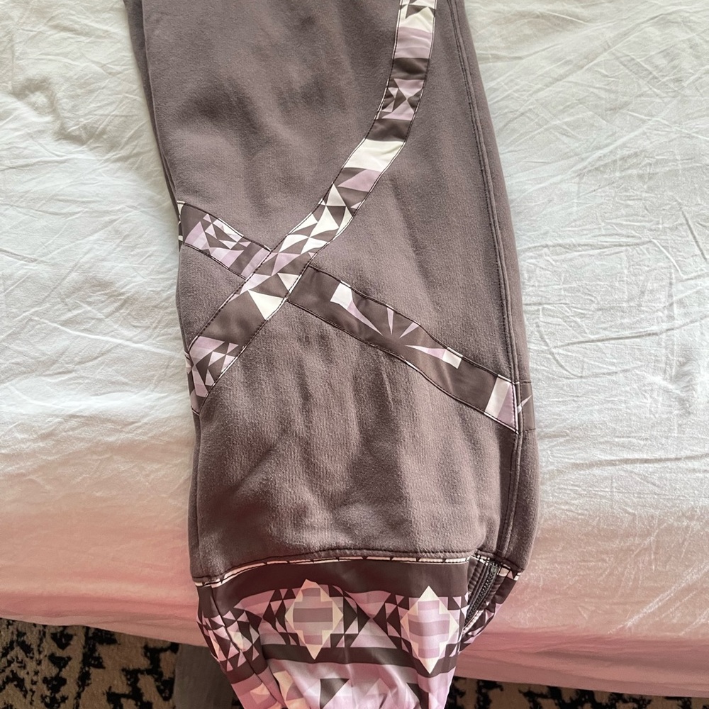FP Movement by Free People Geometric Mauve Joggers - Picture 11 of 11